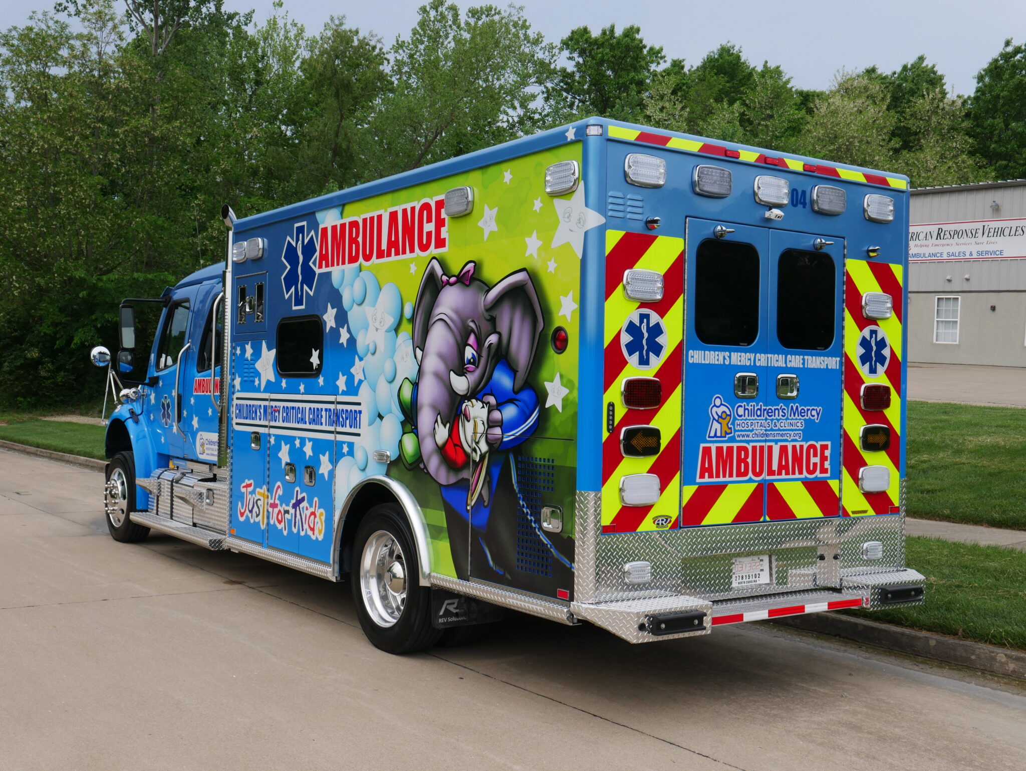 2022 Children's Mercy Remounted Critical Care Transport Freightliner