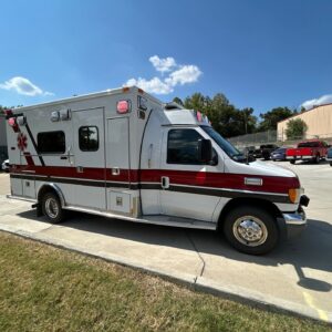 Alternative view of 2000 Type III Ford E450 MedTec Ambulance Available for Sale